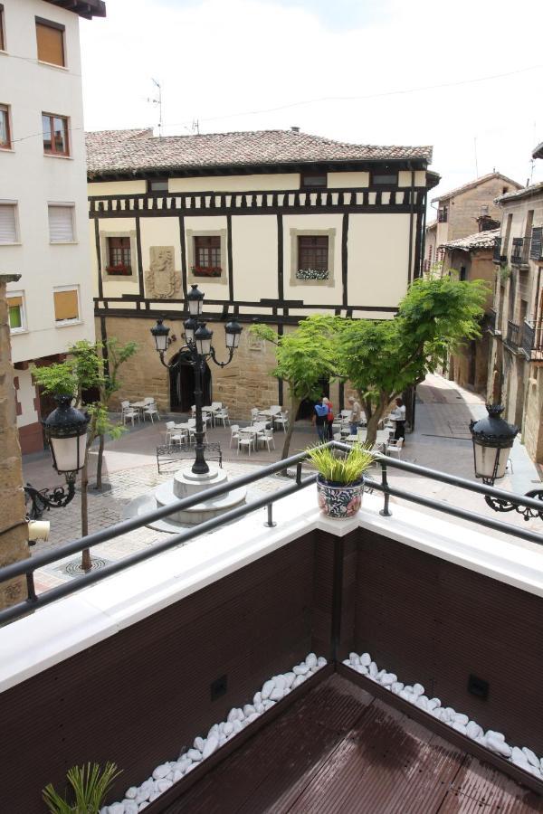 Edificio Privado Con Terraza Διαμέρισμα Haro Εξωτερικό φωτογραφία