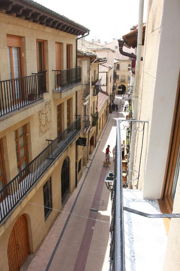 Edificio Privado Con Terraza Διαμέρισμα Haro Εξωτερικό φωτογραφία